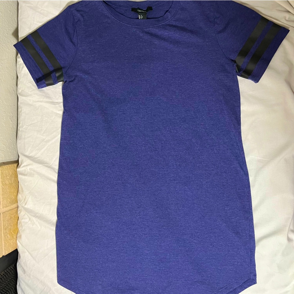 Forever 21 Navy blue tunic/long T-shirt
